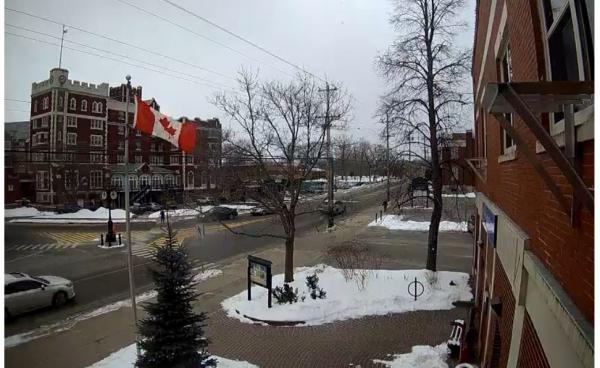 Screenshot from Town webcam facing east